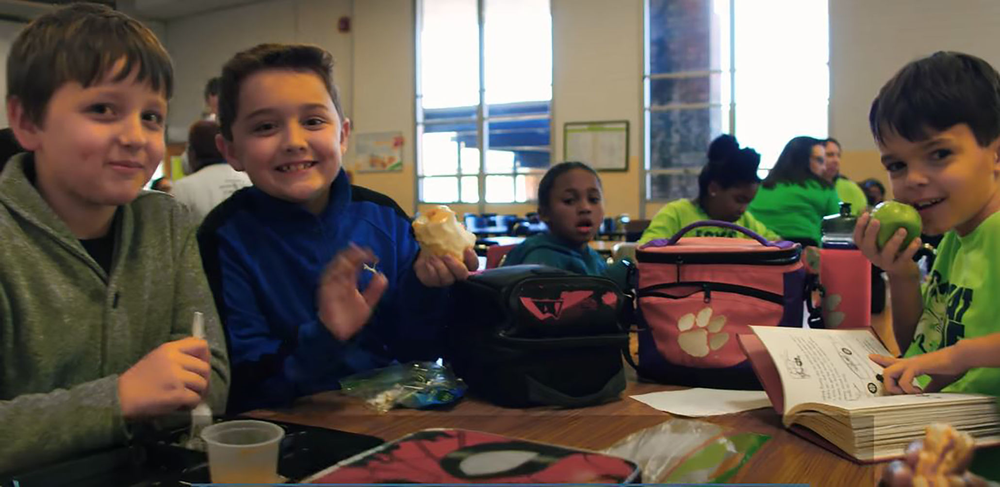 Kids eating at school.JPG